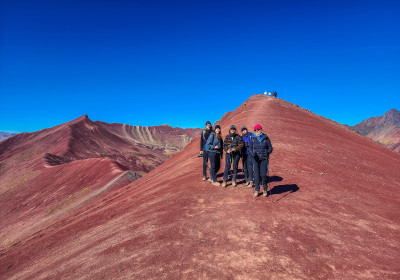 Tour Montaña 7 Colores y Valle Rojo + Entradas + Buffet